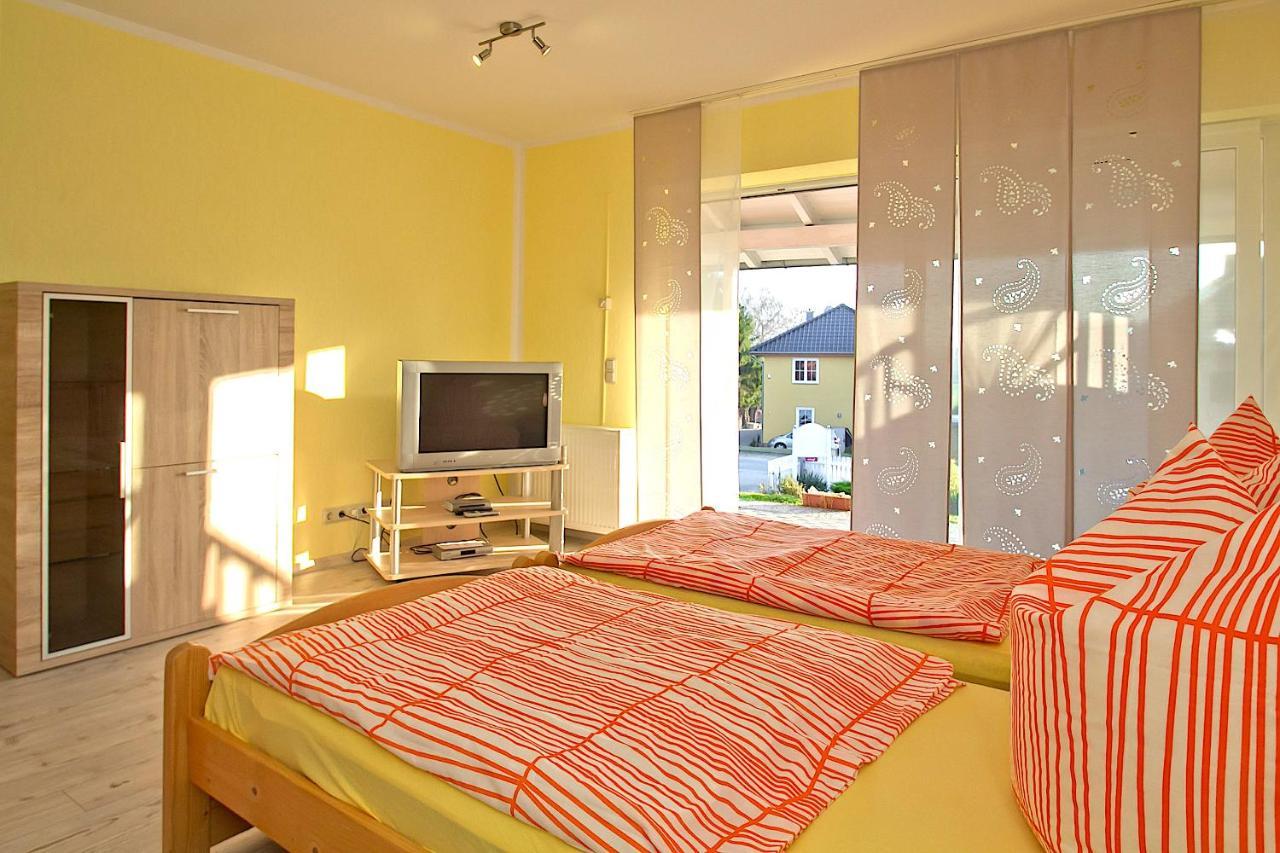 Haus Im Gruenen Apartment Heringsdorf  Exterior photo