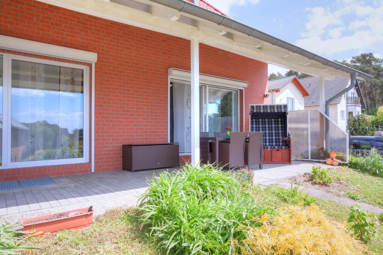 Haus Im Gruenen Apartment Heringsdorf  Exterior photo